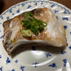 フライパンで簡単 ぶりカマの塩焼き レシピ 作り方 By すたーびんぐ 楽天レシピ フライパンで簡単 ぶりカマの塩焼き レシピ 作り方 By すたーびんぐ 楽天レシピ